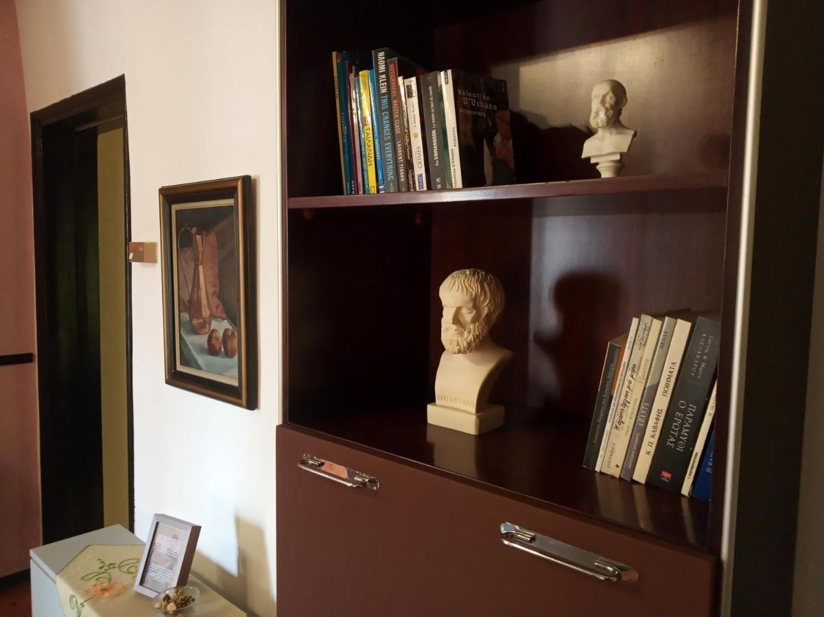 Cosy Penthouse -Up To 6 Guests- In The City Centre! Salonic Exterior foto