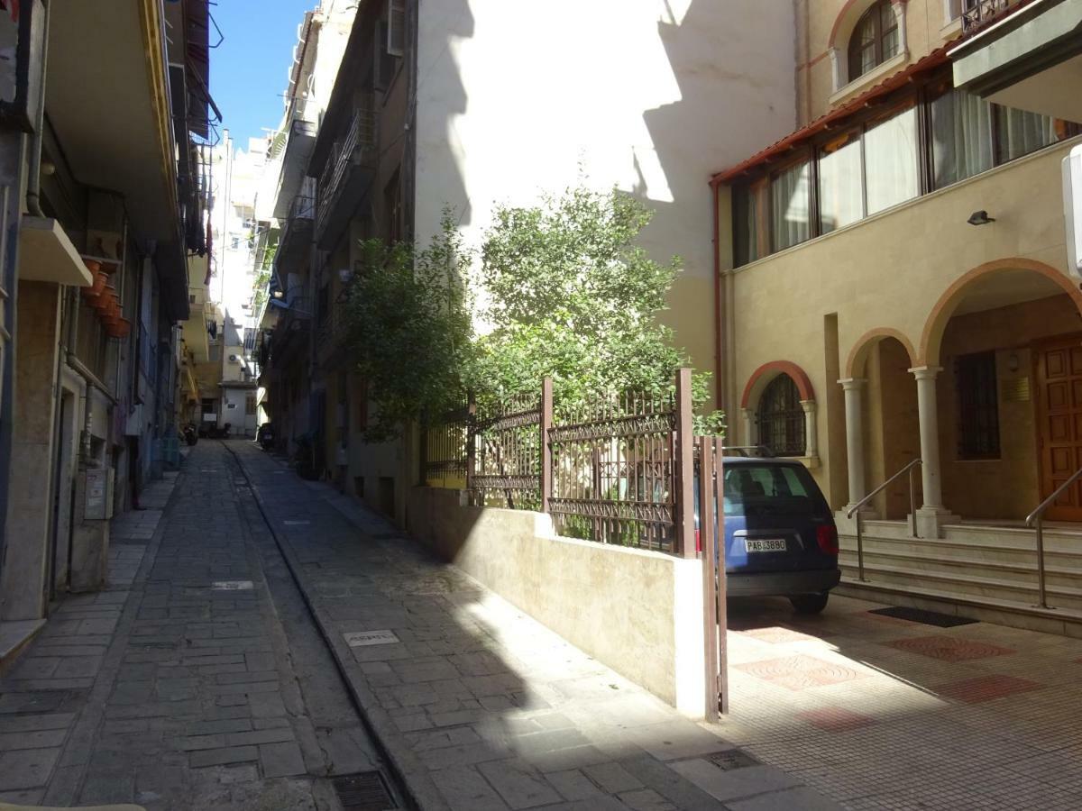 Cosy Penthouse -Up To 6 Guests- In The City Centre! Salonic Exterior foto